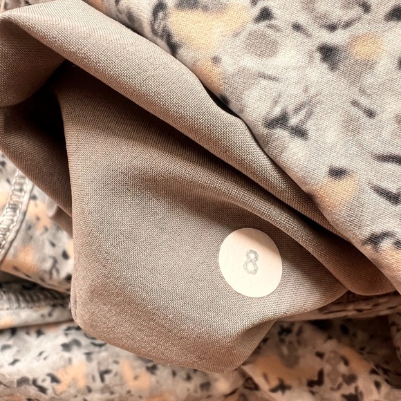 Lululemon Rare Bring Back The Track Pant Petite Fleur Silver Spoon/Ambient Grey - Picture 10 of 11